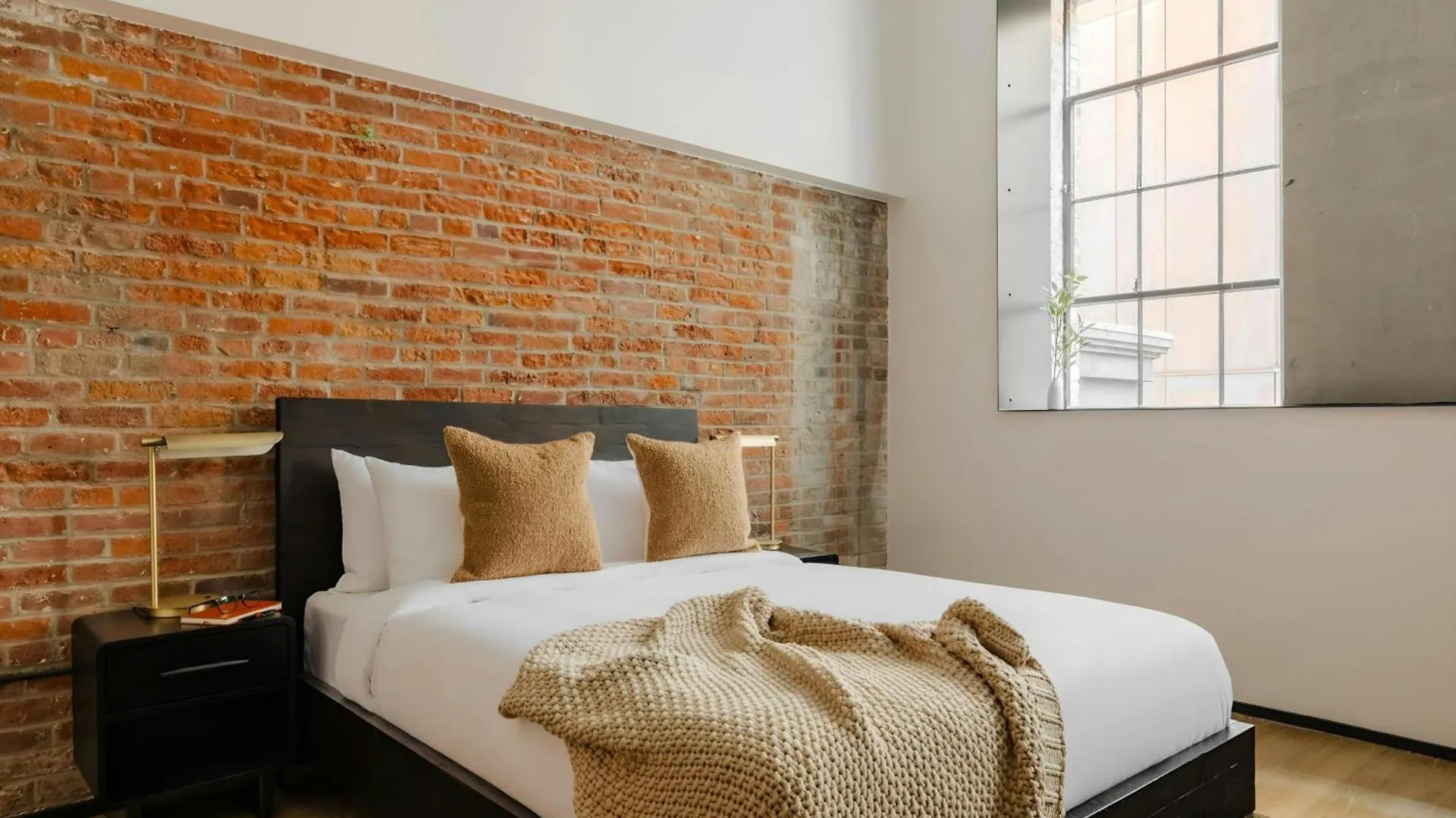 Sonder By Marriott Bonvoy Railspur Apartments Pioneer Square location
