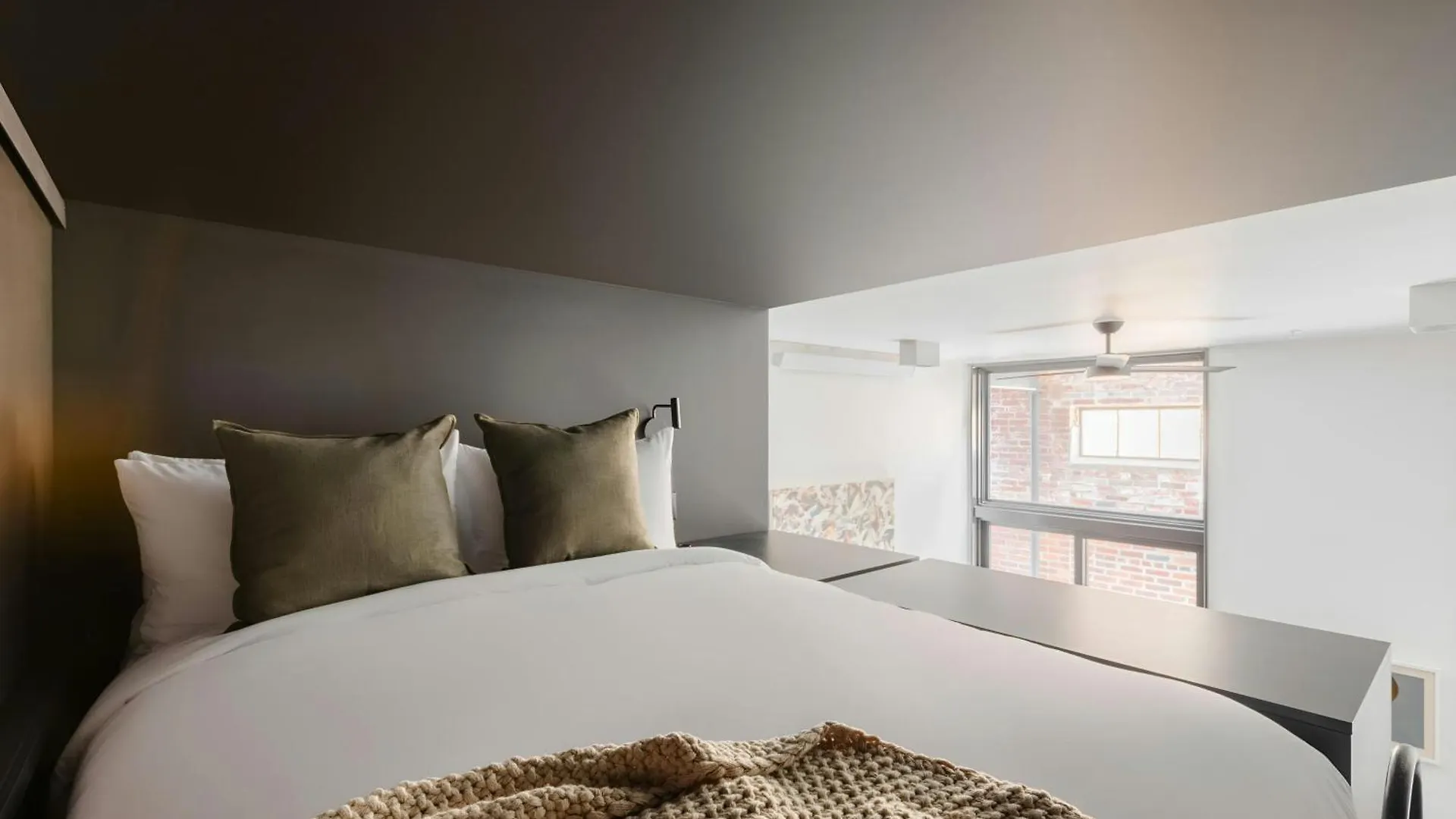 Sonder By Marriott Bonvoy Railspur Apartments Pioneer Square Seattle United States